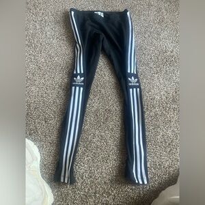 Women’s Adidas stretch leggings size M